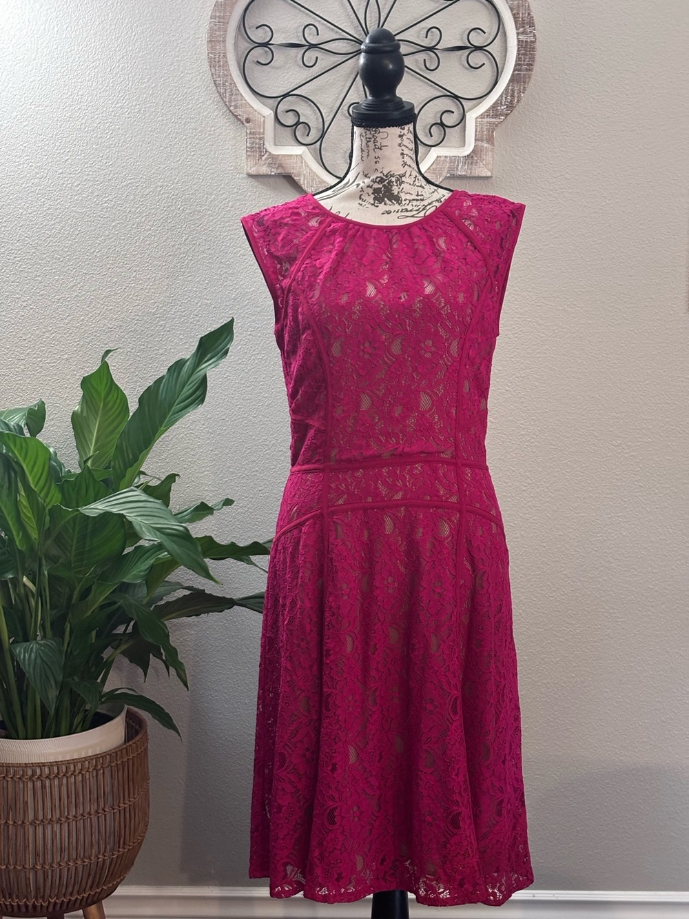 BCBGMaxAzria Sleeveless Fuchsia Lace Midi Dress